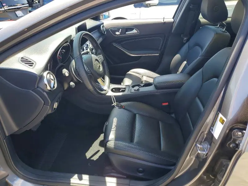 2019 MERCEDES-BENZ GLA 250  