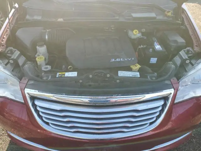 2013 CHRYSLER TOWN & COUNTRY TOURING L  