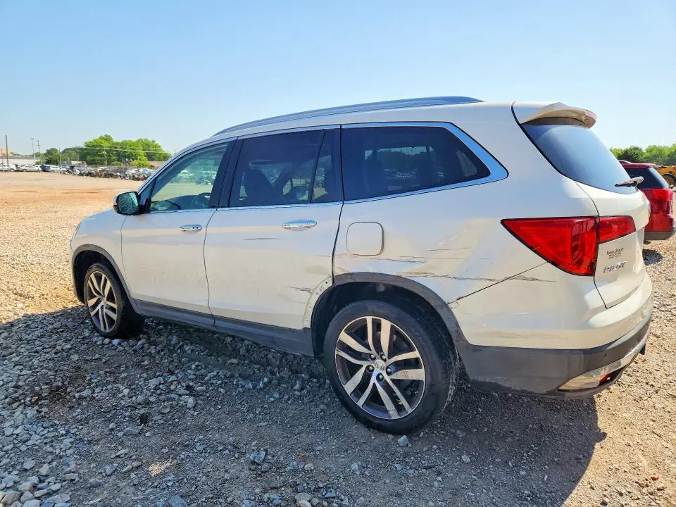 2017 HONDA PILOT TOURING  