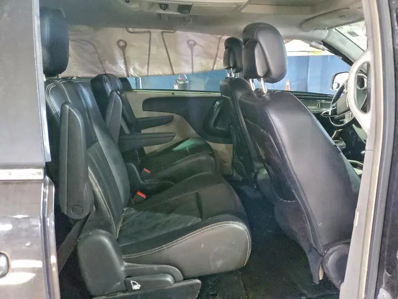 2015 CHRYSLER TOWN & COUNTRY TOURING L  