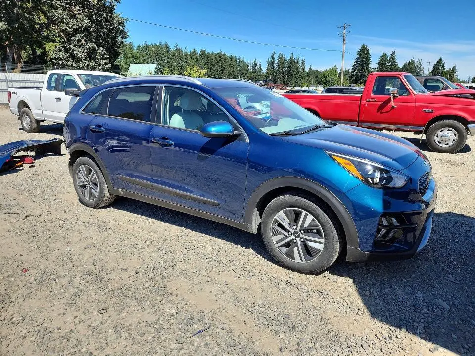 2022 KIA NIRO LXS  