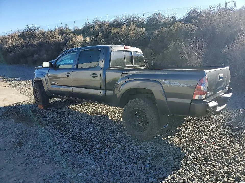 2015 TOYOTA TACOMA V6  