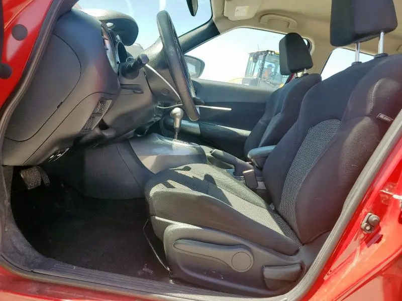2015 NISSAN JUKE S  