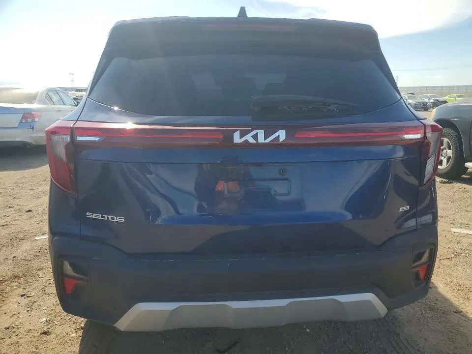 2025 KIA SELTOS LX  