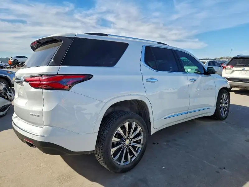 2022 CHEVROLET TRAVERSE PREMIER  