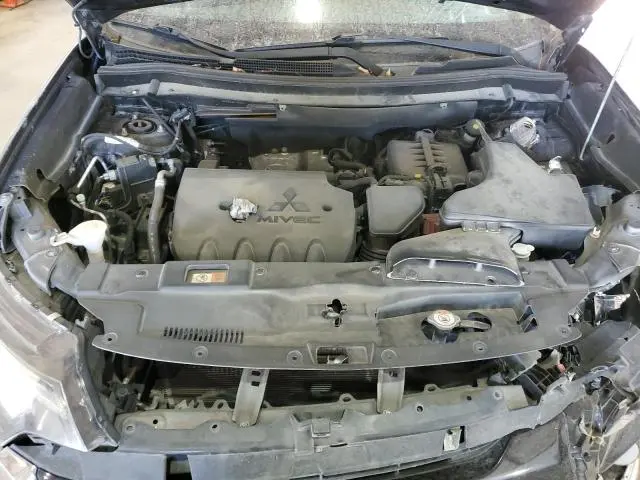 2016 MITSUBISHI OUTLANDER SE  