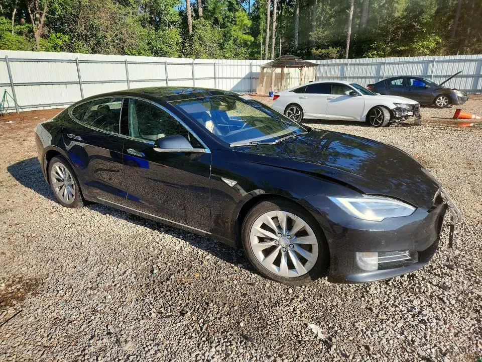 2016 TESLA MODEL S   