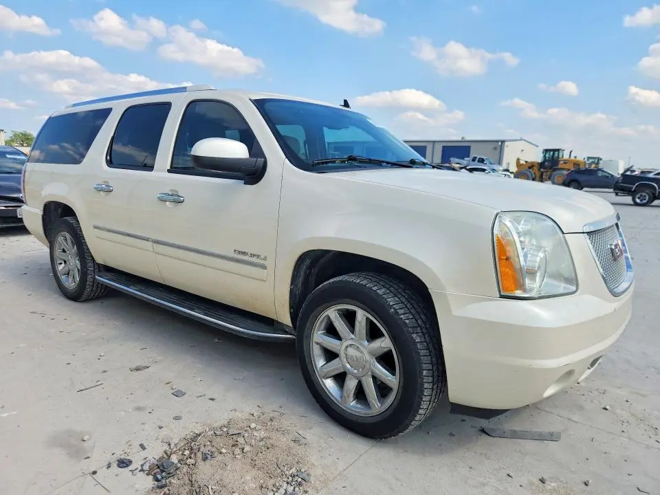 2013 GMC YUKON XL DENALI  