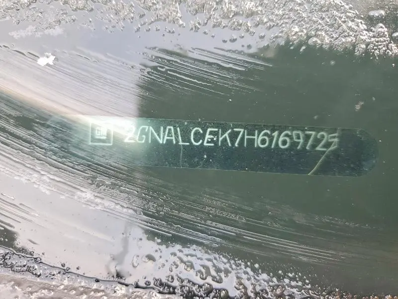 2017 CHEVROLET EQUINOX LT  