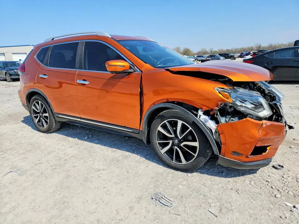 2018 NISSAN ROGUE SL  