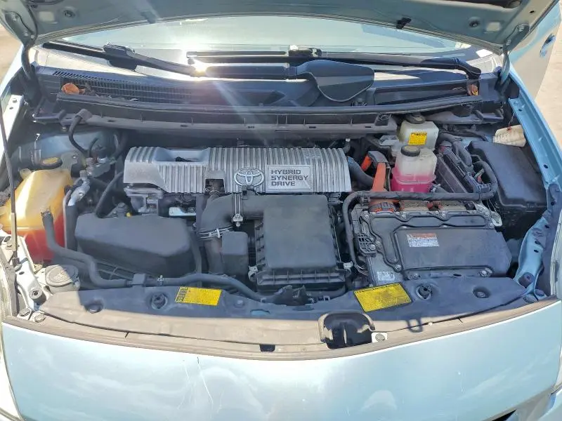 2013 TOYOTA PRIUS THREE  
