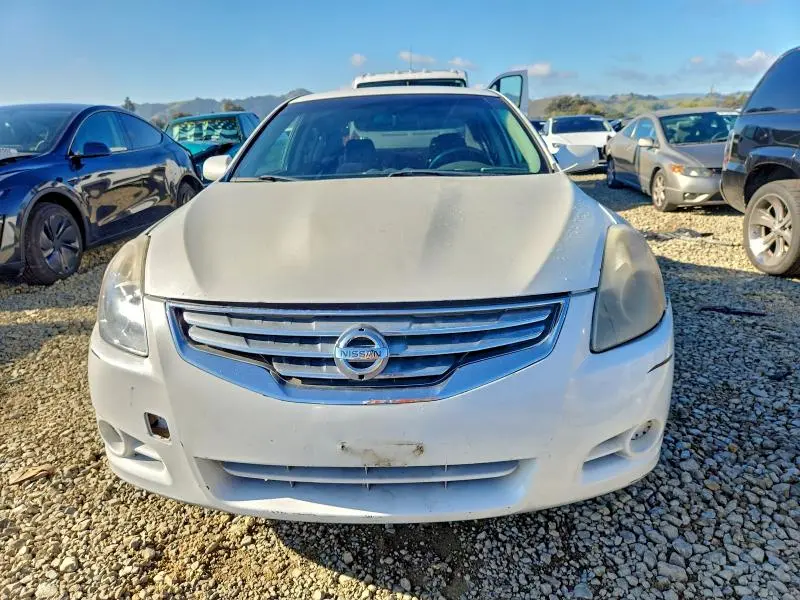 2011 NISSAN ALTIMA BASE  