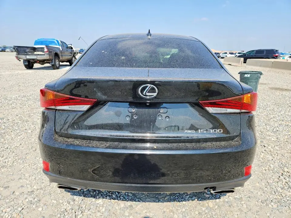 2017 LEXUS IS 300  
