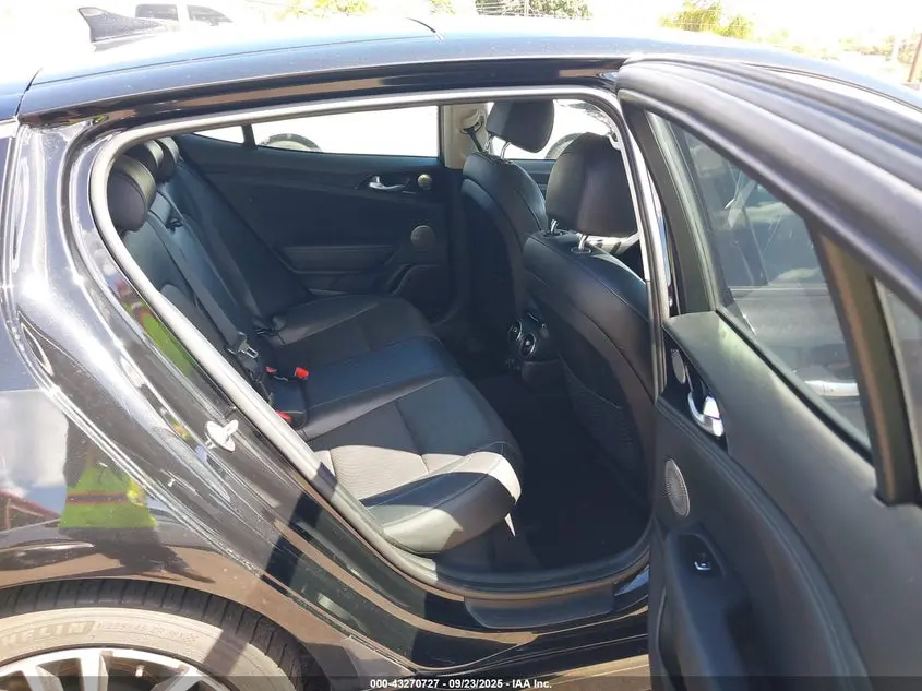 2019 KIA STINGER PREMIUM