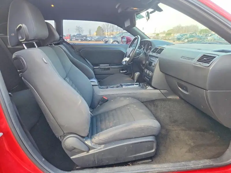 2013 DODGE CHALLENGER SXT  