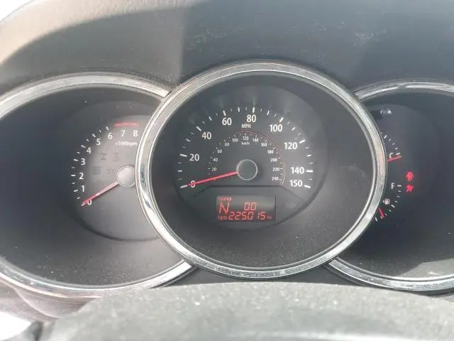 2011 KIA SORENTO BASE  
