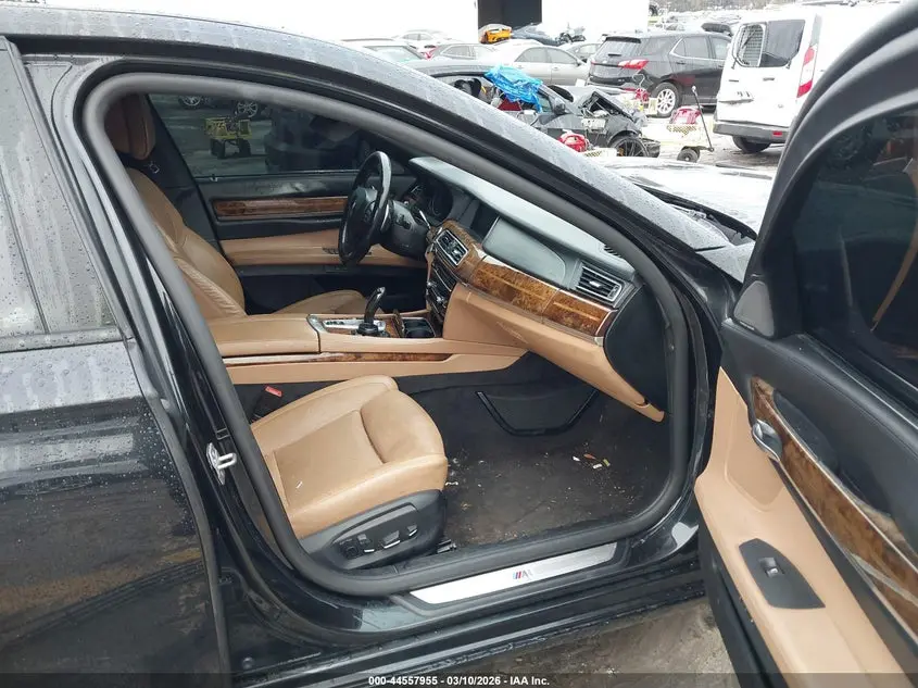 2014 BMW 750I XDRIVE
