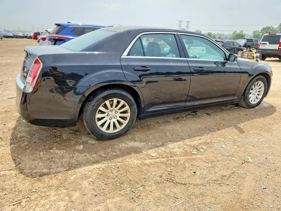 2013 CHRYSLER 300   