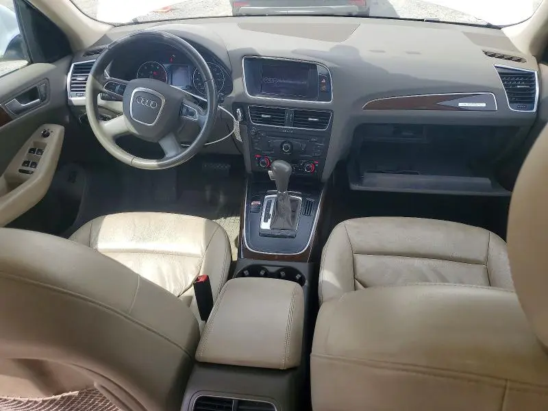 2011 AUDI Q5 PREMIUM  