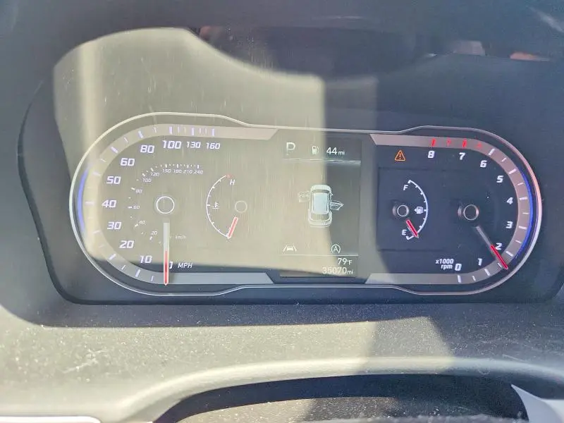 2023 HYUNDAI TUCSON SE  