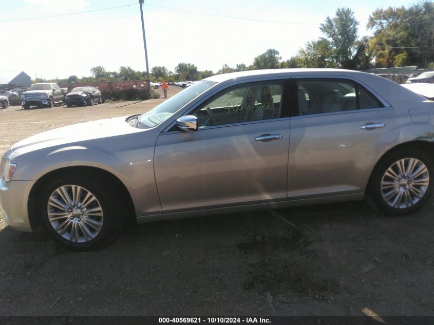 2012 CHRYSLER 300 LIMITED