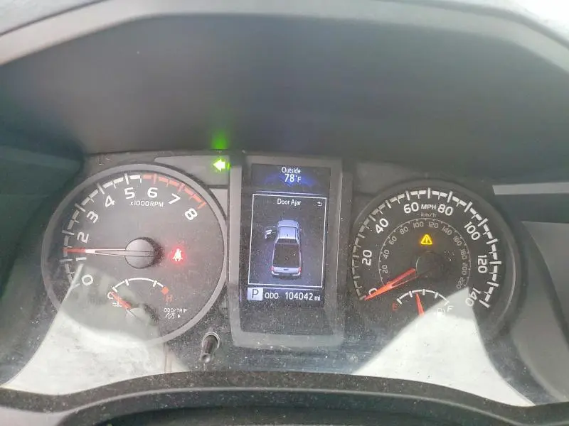 2018 TOYOTA TACOMA   