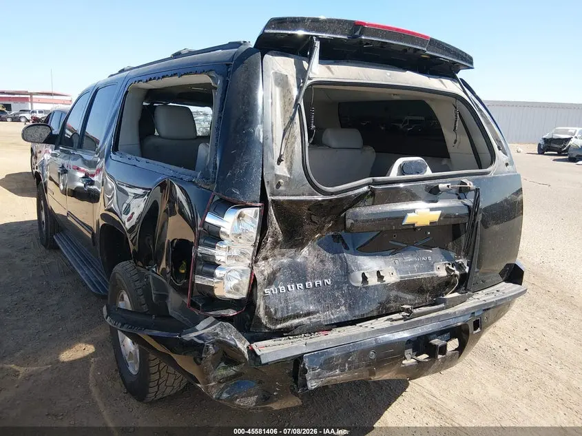 2014 CHEVROLET SUBURBAN LT