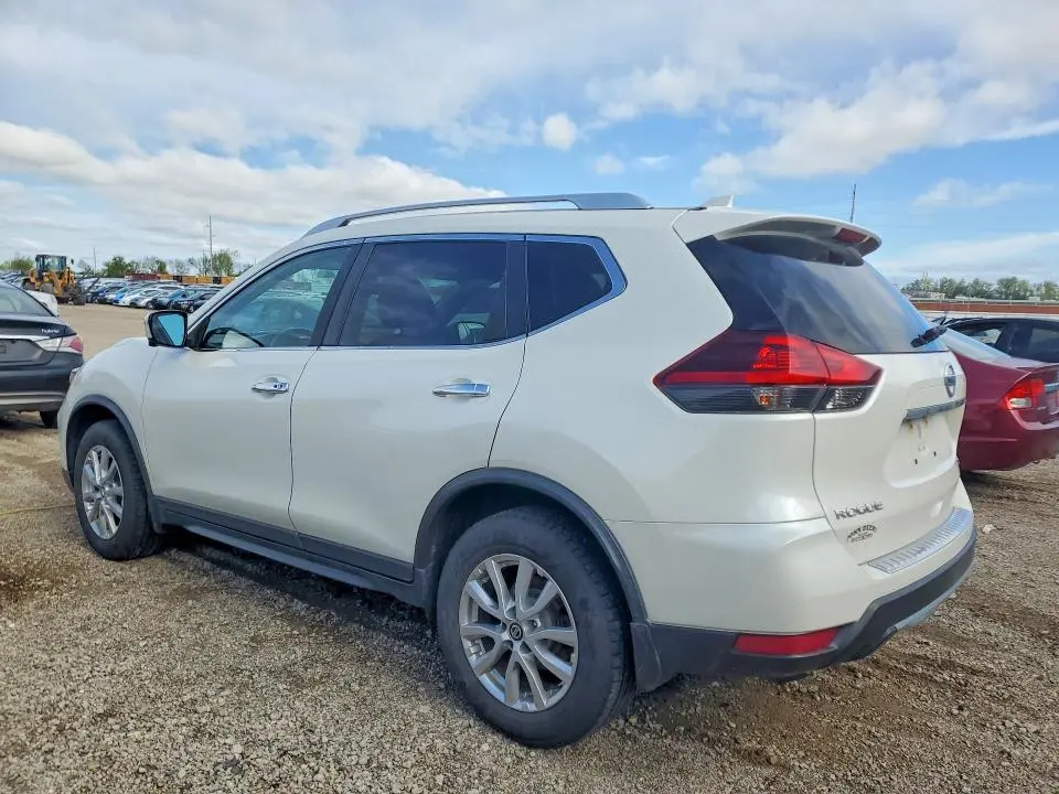 2018 NISSAN ROGUE SV  