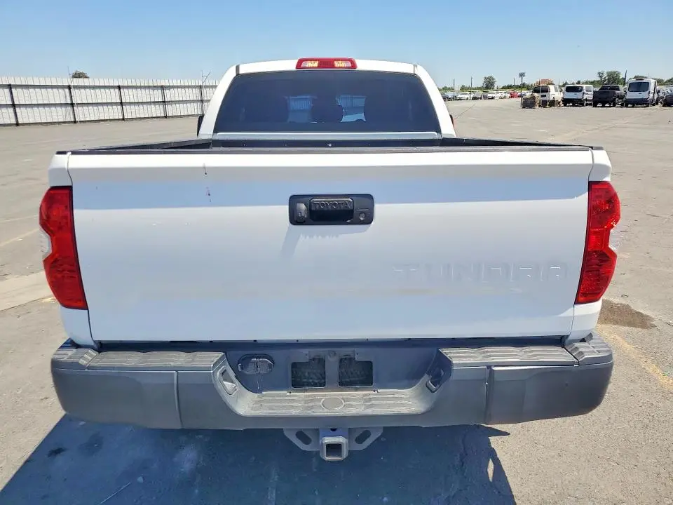 2016 TOYOTA TUNDRA SR  