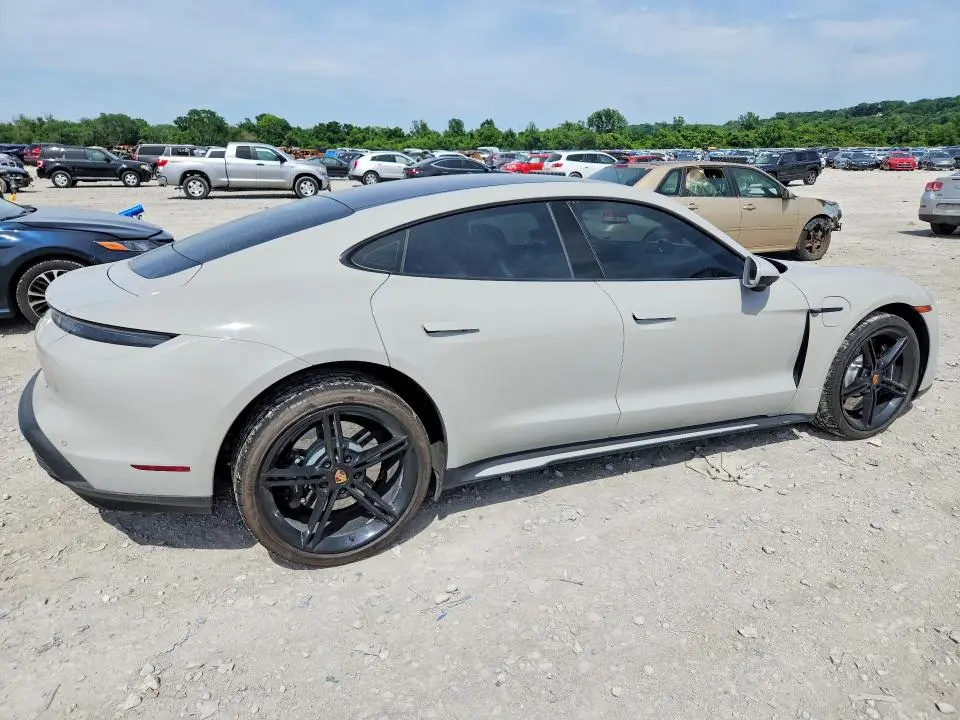 2021 PORSCHE TAYCAN 4S  