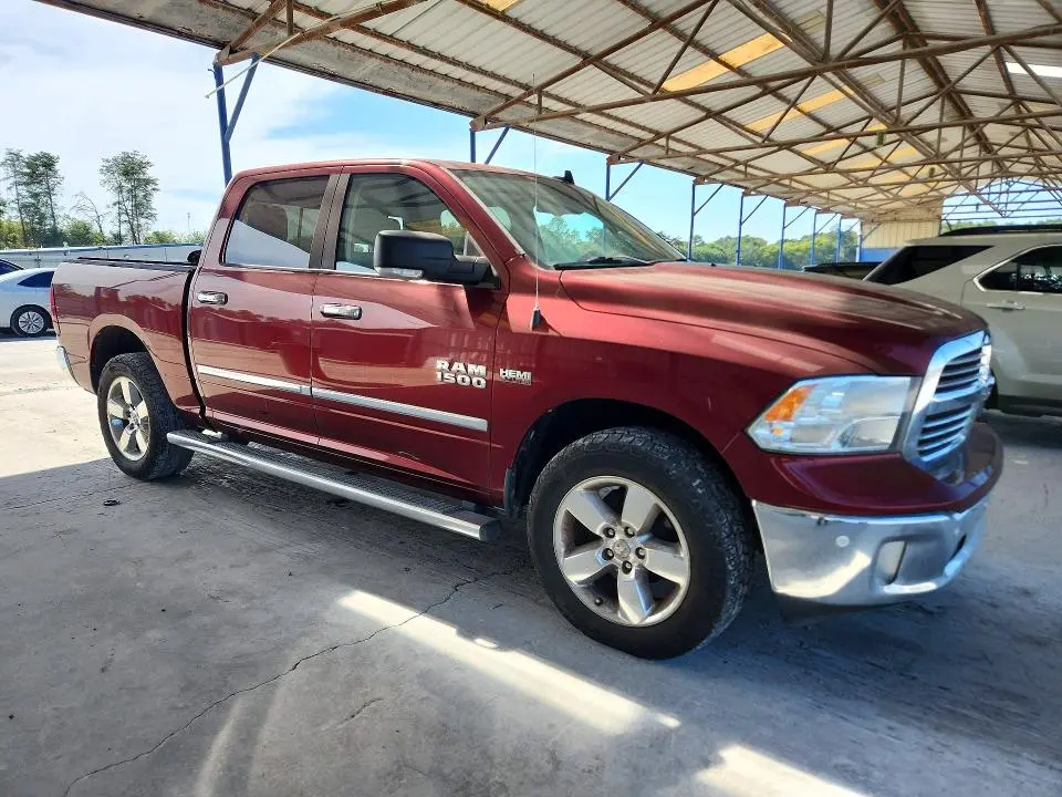 2017 RAM 1500 SLT  