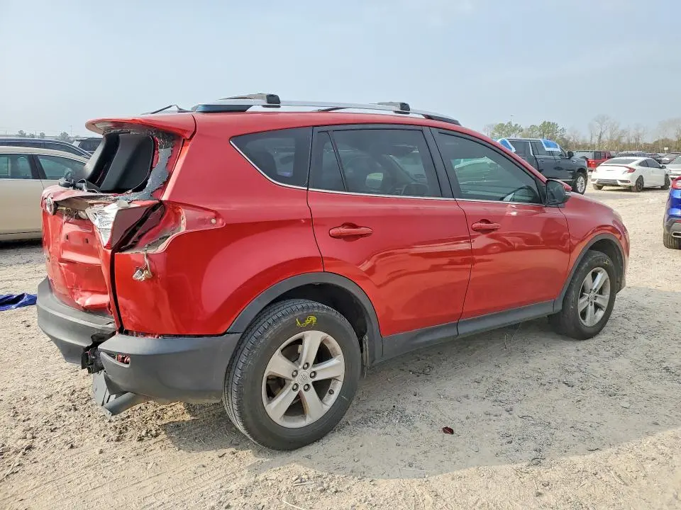 2014 TOYOTA RAV4 XLE  
