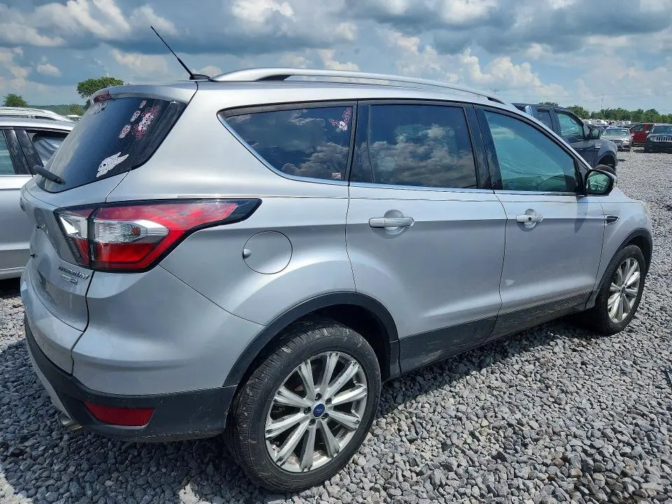 2017 FORD ESCAPE TITANIUM  