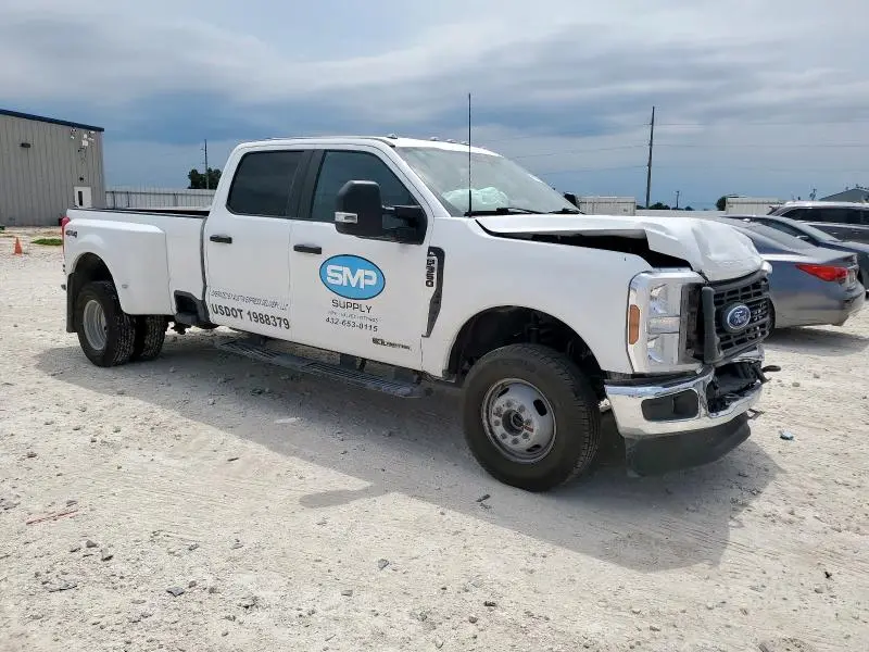 2024 FORD F350 SUPER DUTY  