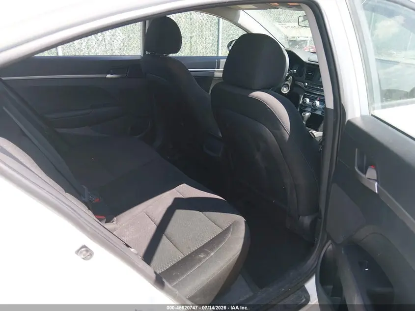 2019 HYUNDAI ELANTRA SE