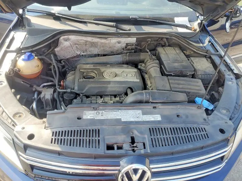 2012 VOLKSWAGEN TIGUAN S  