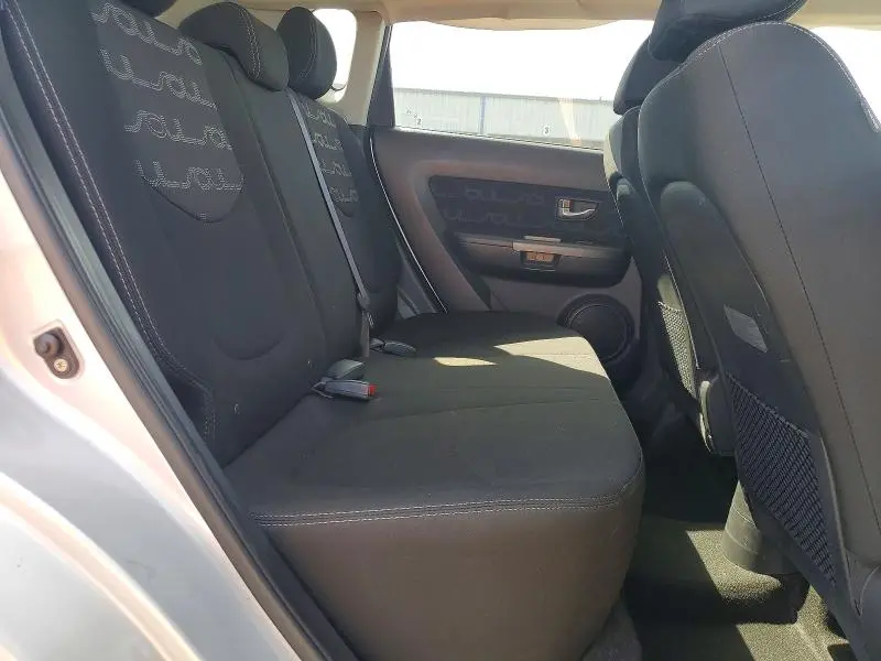 2013 KIA SOUL +  