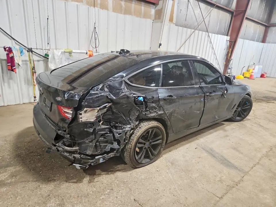 2016 BMW 328 XIGT SULEV  