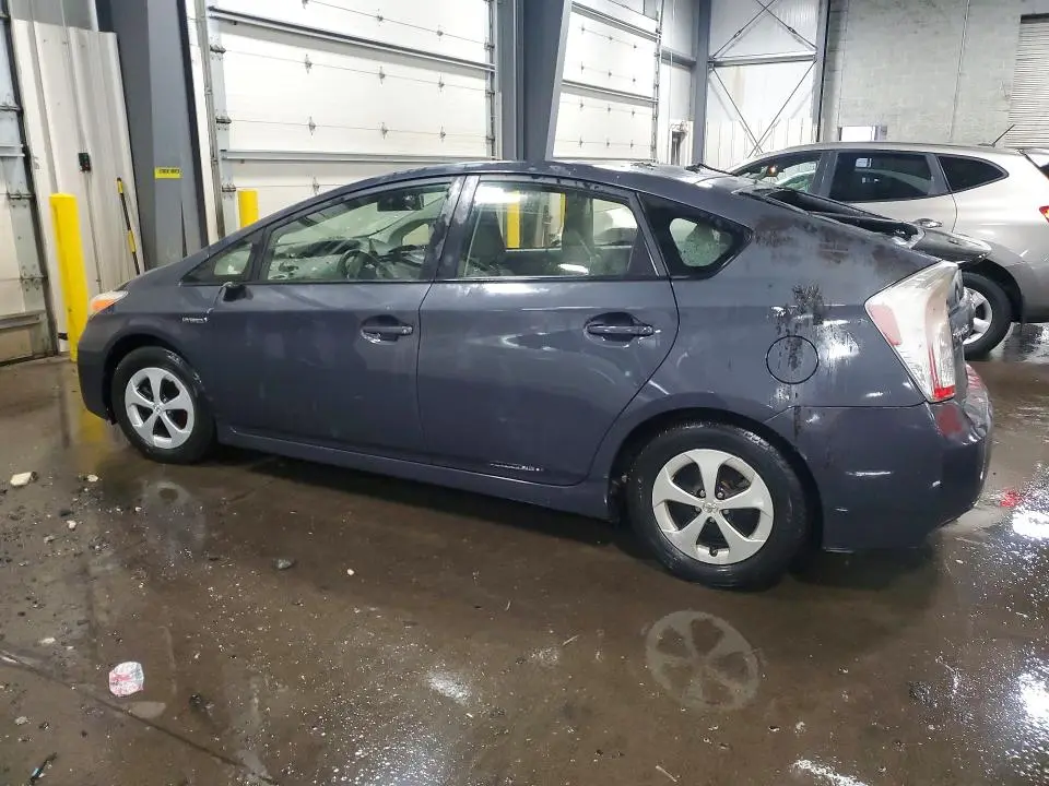 2014 TOYOTA PRIUS TWO  