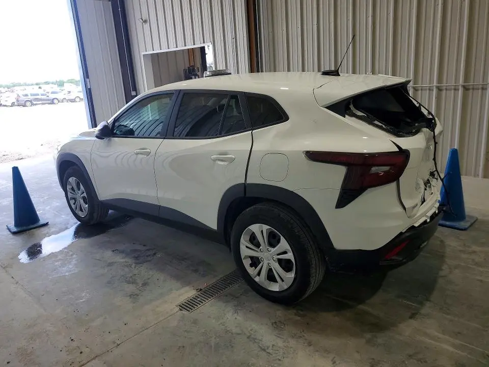 2025 CHEVROLET TRAX LS  