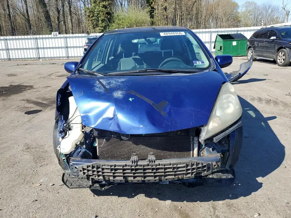 2013 HONDA FIT   