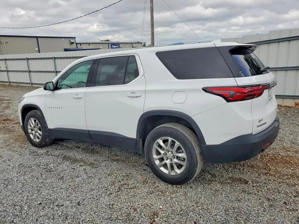 2023 CHEVROLET TRAVERSE LS  