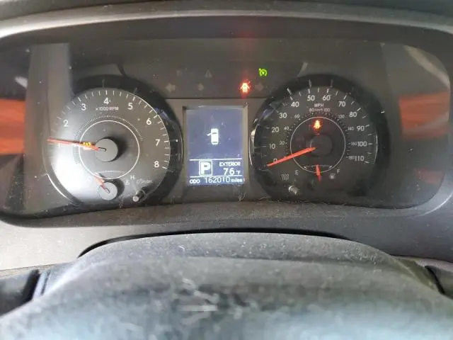 2017 TOYOTA SIENNA LE  