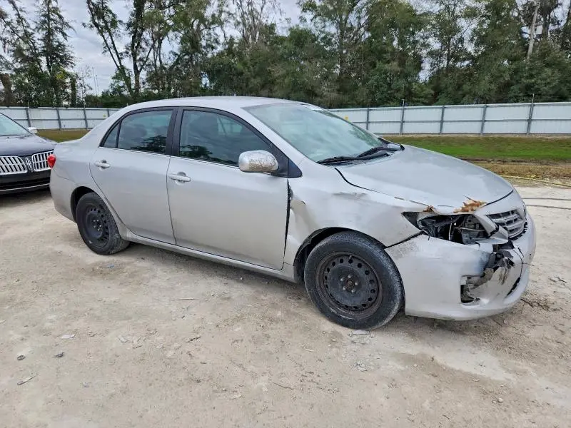 2013 TOYOTA COROLLA BASE  