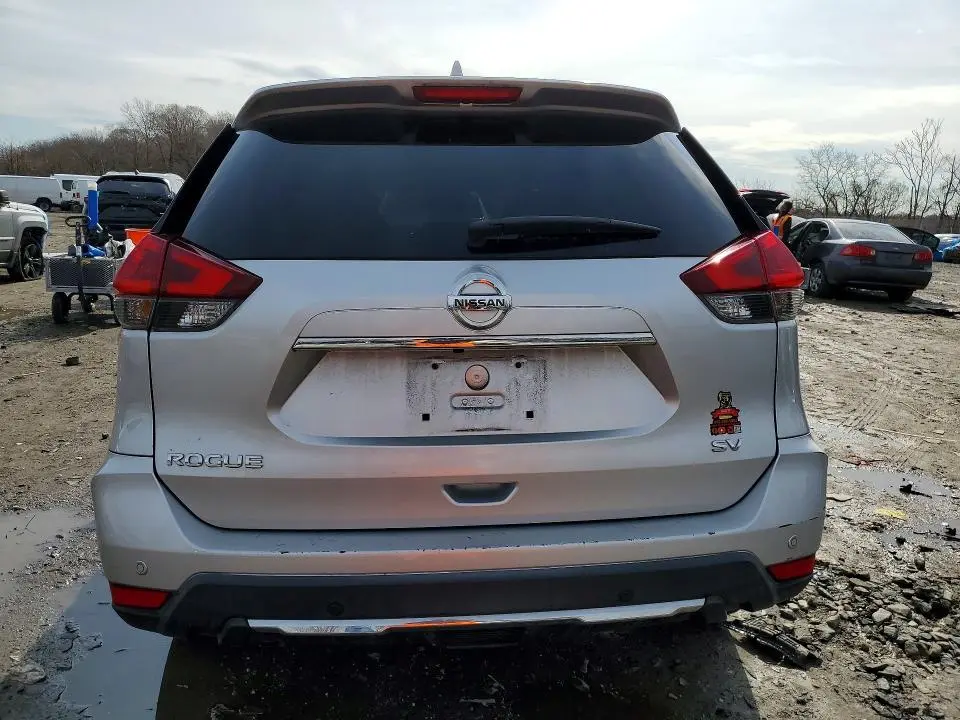 2019 NISSAN ROGUE SV  