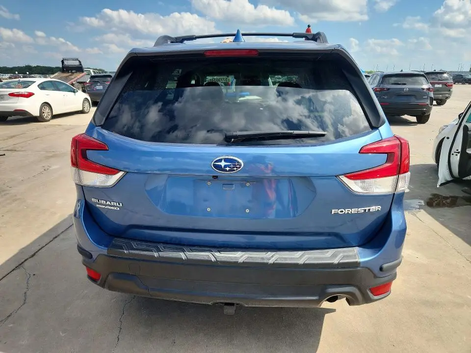 2024 SUBARU FORESTER PREMIUM  