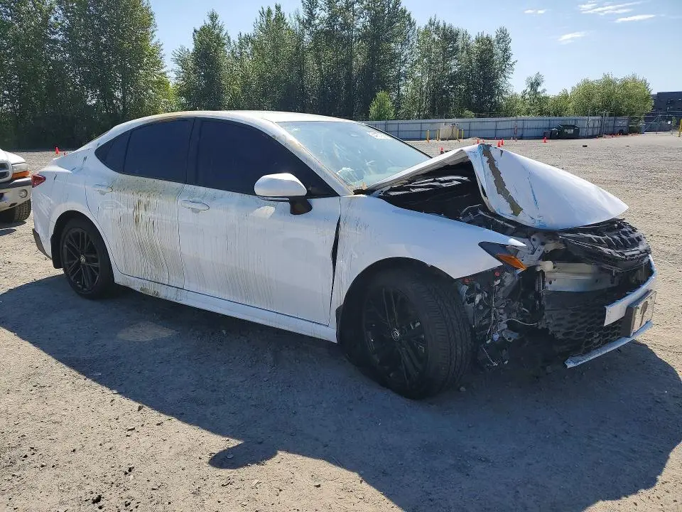 2025 TOYOTA CAMRY   