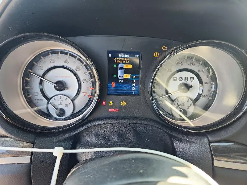 2014 CHRYSLER 300C VARVATOS  