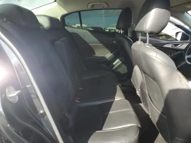 2018 MAZDA 3 TOURING