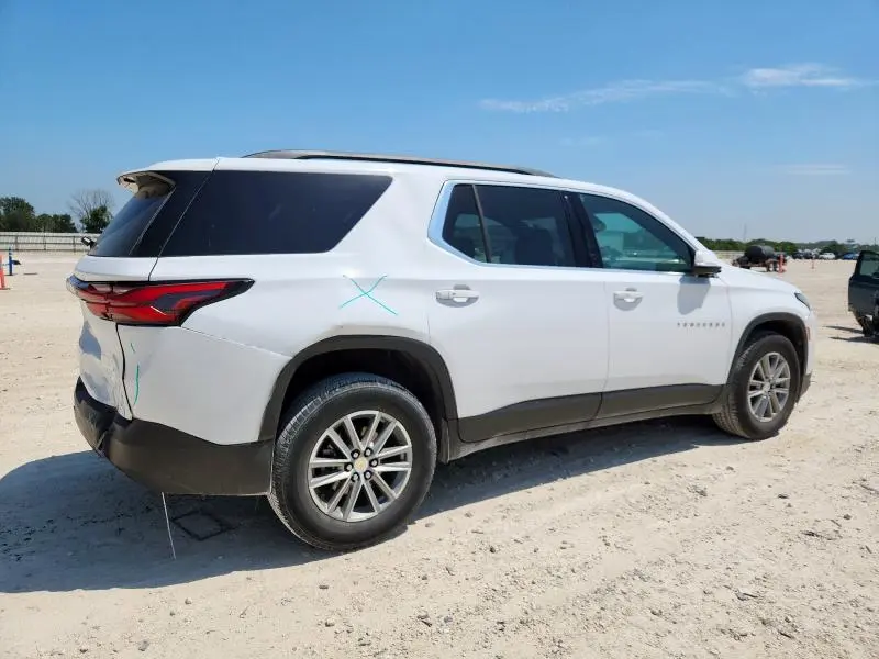 2023 CHEVROLET TRAVERSE LT  
